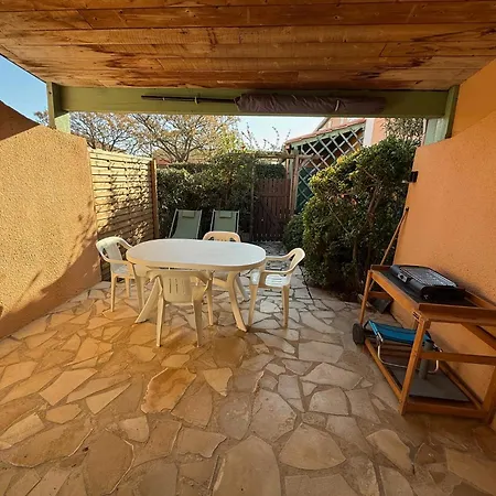 Pavillon Cap Soleil Pour 4 Personnes * ヴァンドル