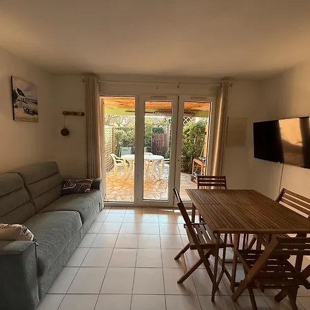 Pavillon Cap Soleil Pour 4 Personnes Сasa de vacaciones *