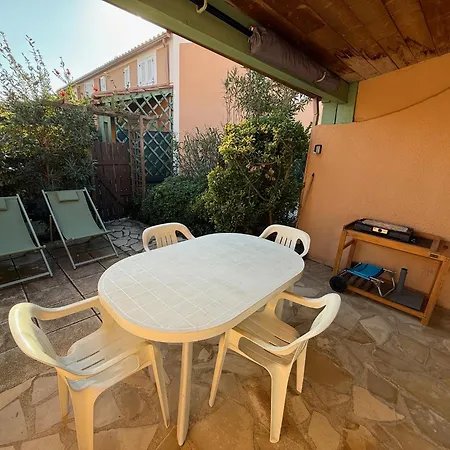 Pavillon Cap Soleil Pour 4 Personnes Сasa de vacaciones